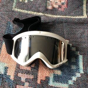 Anon goggles